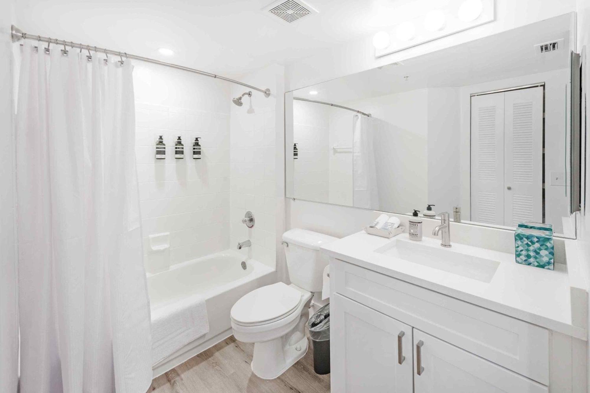 Stunning Centrally Located Apartments At New River Cove In South Florida Fort Lauderdale Phòng bức ảnh
